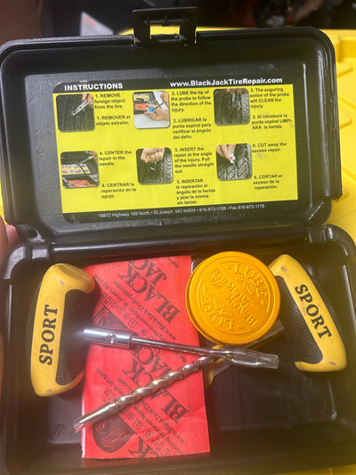 Tire plug set