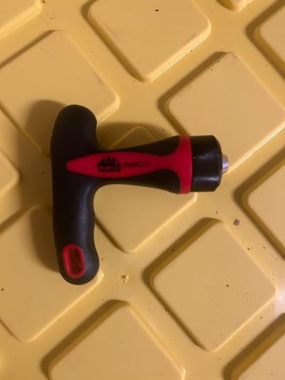 Mac ratcheting  bit driver