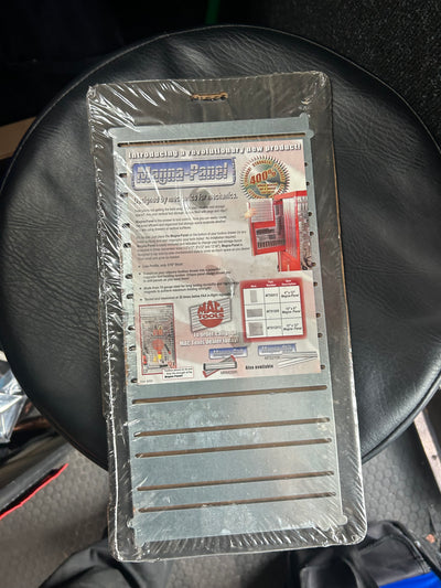 Magnet holder